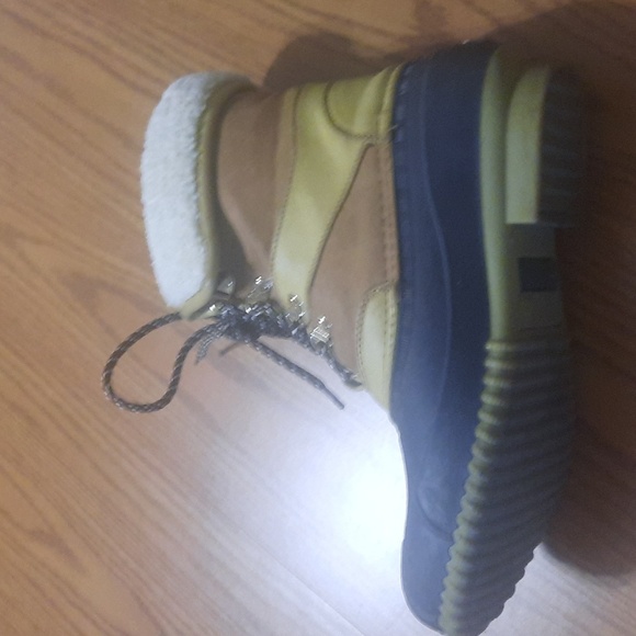 Tommy Hilfiger Boots Rusteen dark natural faux shearling lined size 10 - Picture 5 of 9